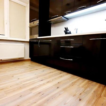 M&M Apartment VI Self Check-In Panevezys Luaran gambar